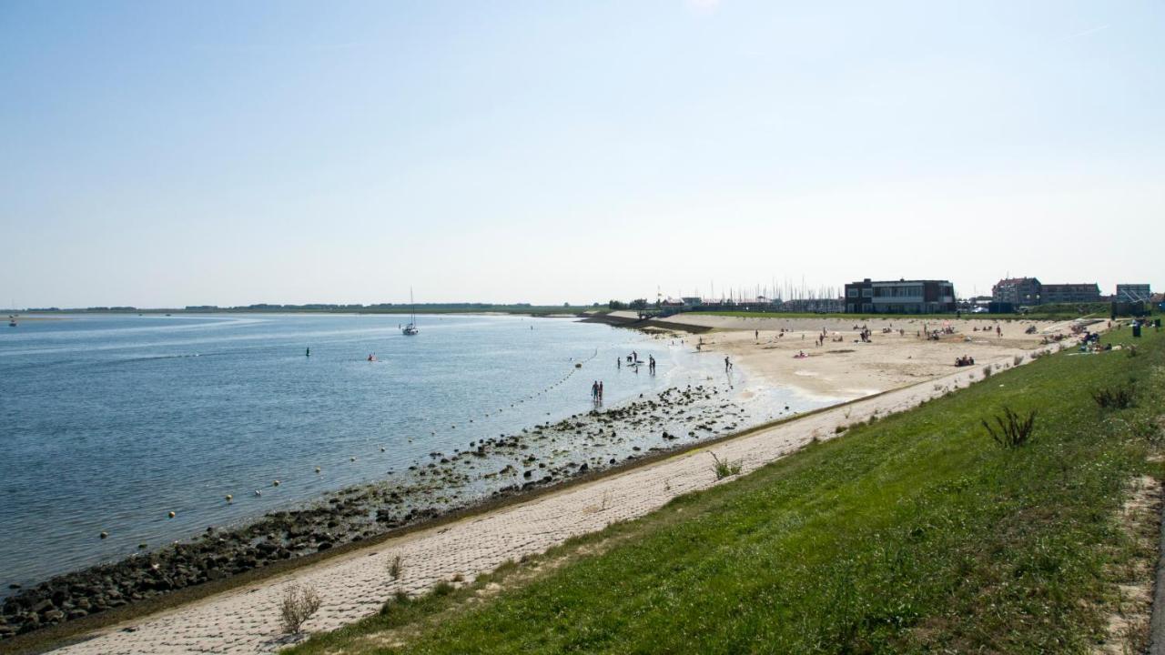 Chaletparc Krabbenkreek Zeeland - Chalet 50 Sint Annaland Zewnętrze zdjęcie