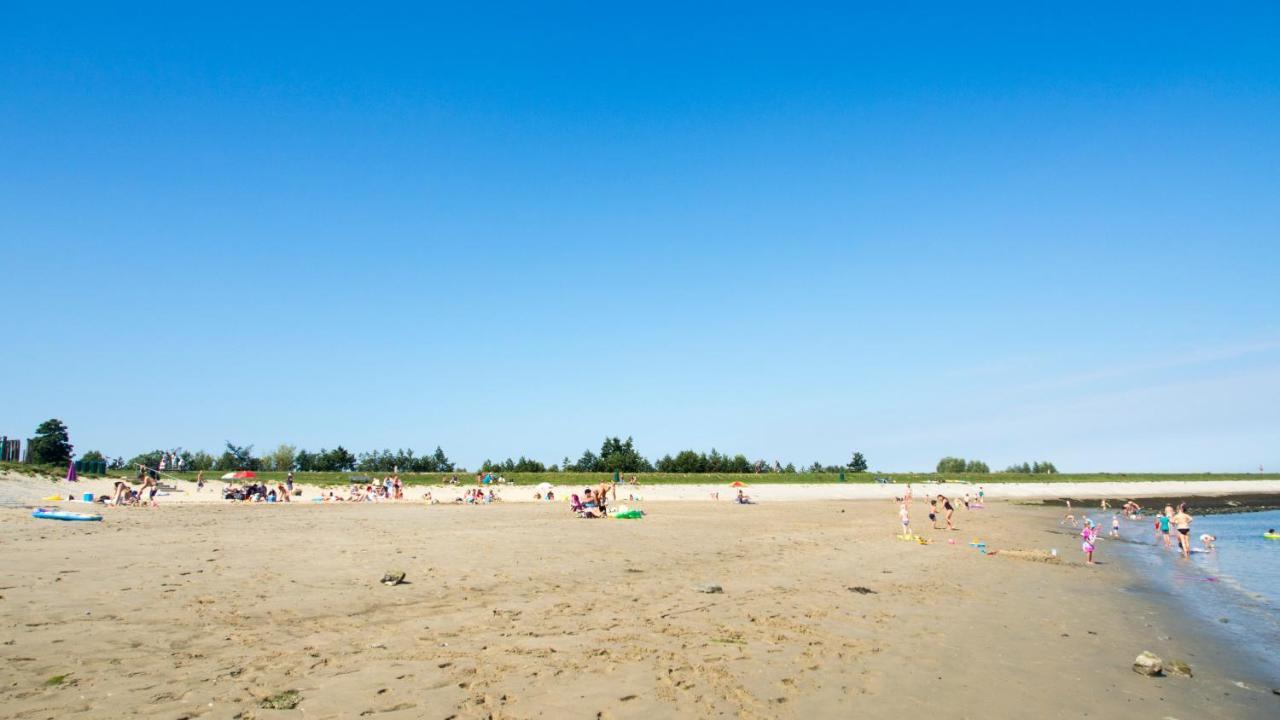 Chaletparc Krabbenkreek Zeeland - Chalet 50 Sint Annaland Zewnętrze zdjęcie