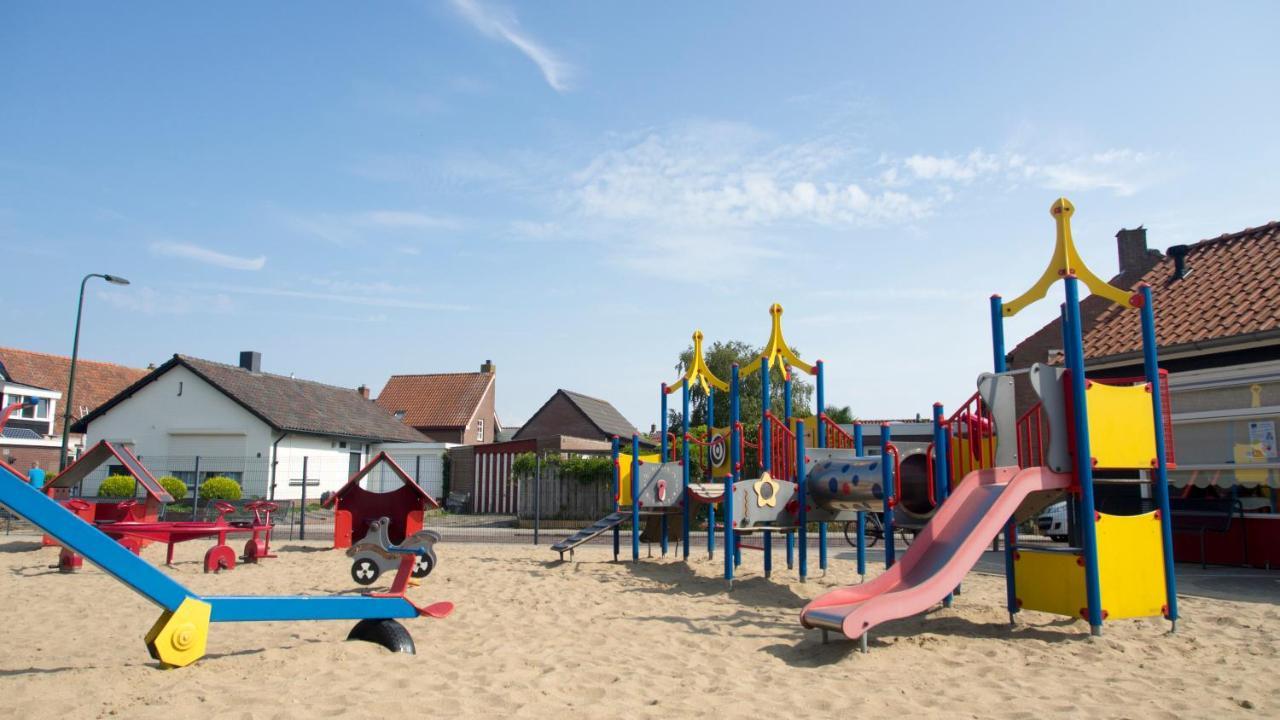 Chaletparc Krabbenkreek Zeeland - Chalet 50 Sint Annaland Zewnętrze zdjęcie