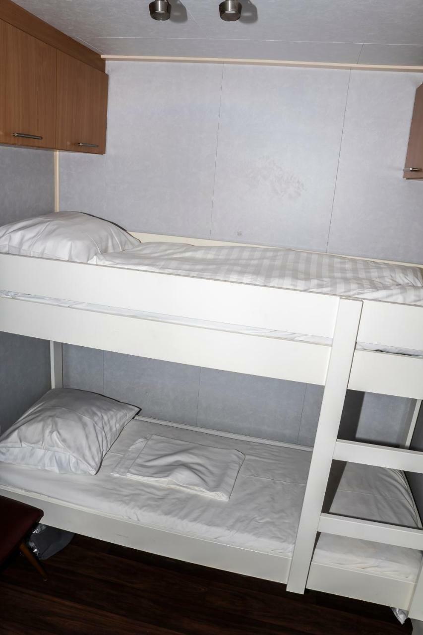 Chaletparc Krabbenkreek Zeeland - Chalet 50 Sint Annaland Zewnętrze zdjęcie